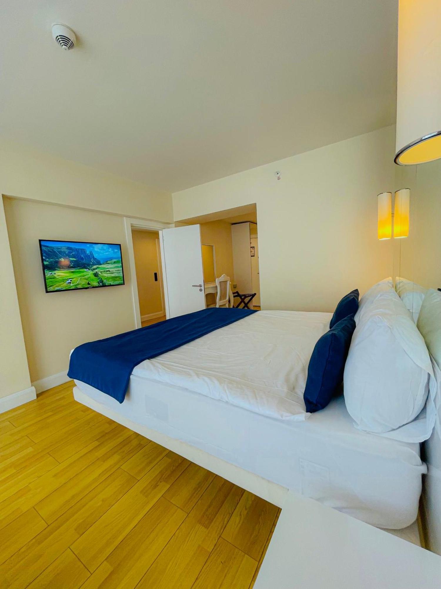 Luxury Batumi Hotel Luaran gambar