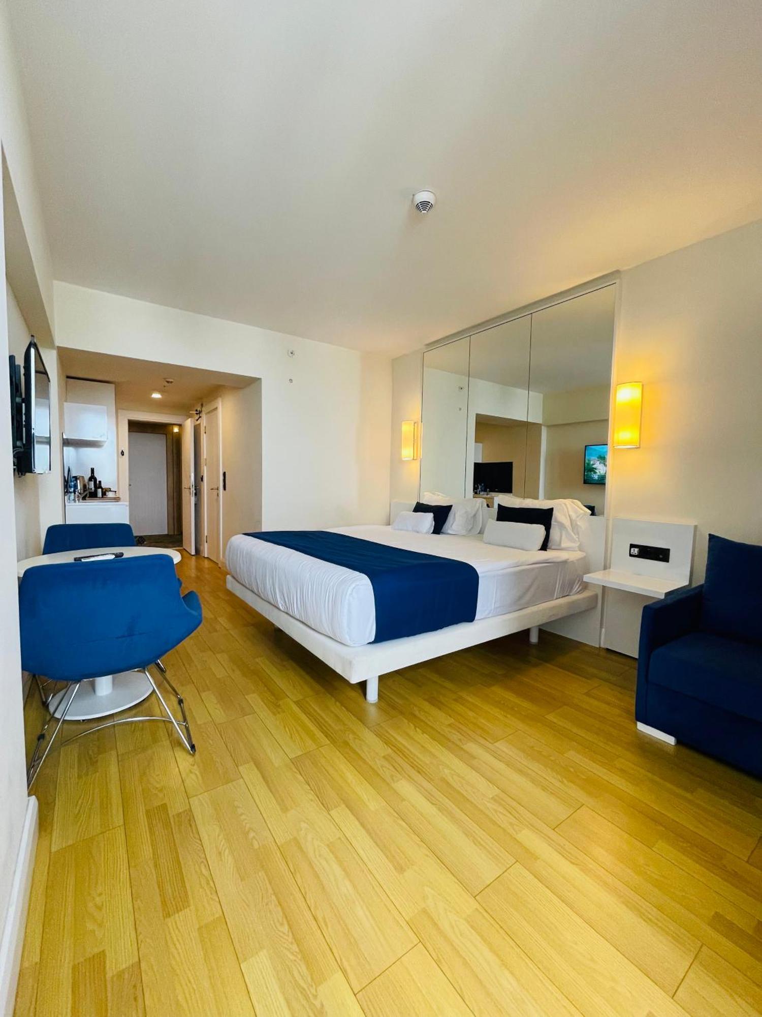 Luxury Batumi Hotel Luaran gambar
