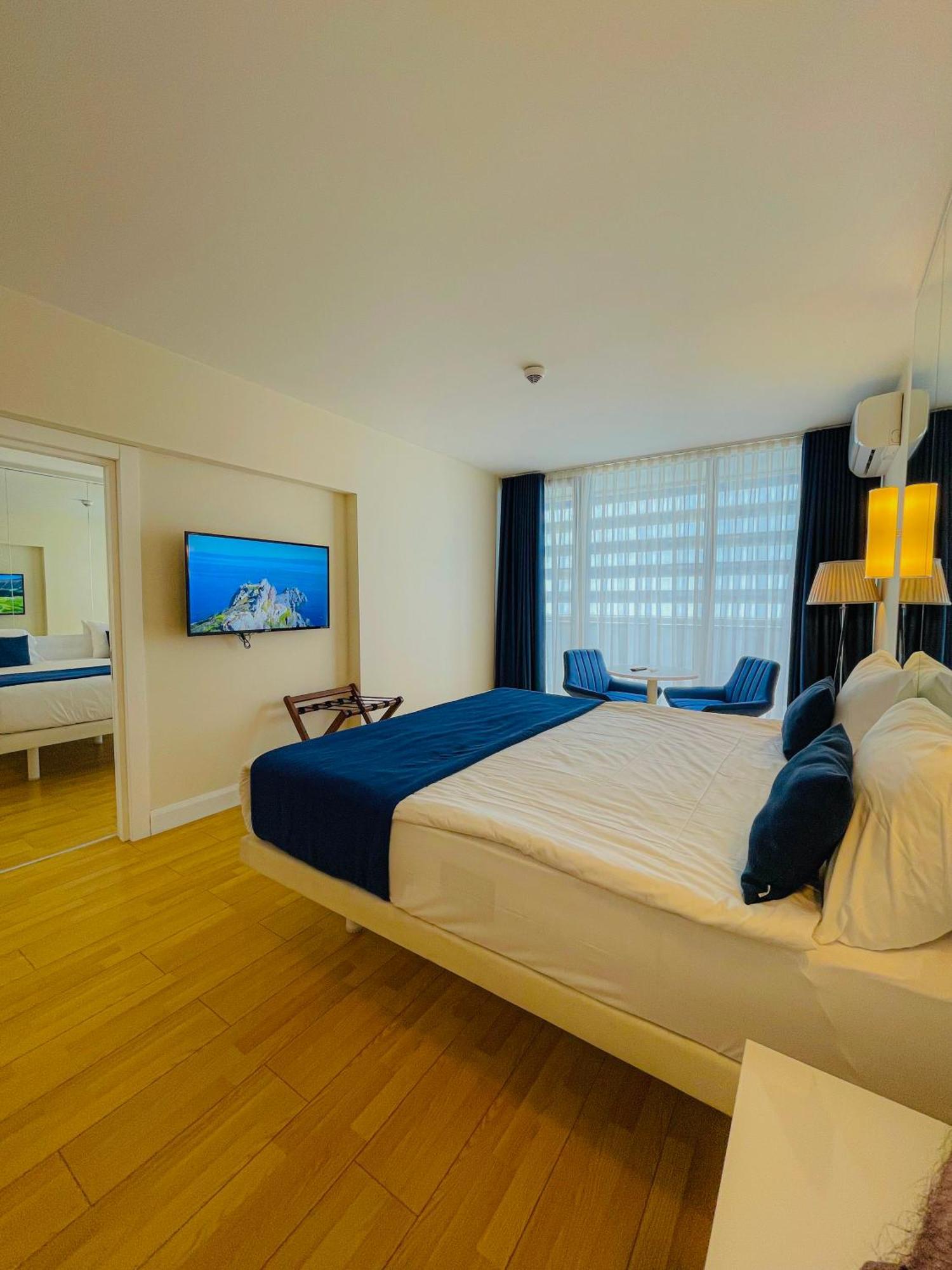 Luxury Batumi Hotel Luaran gambar