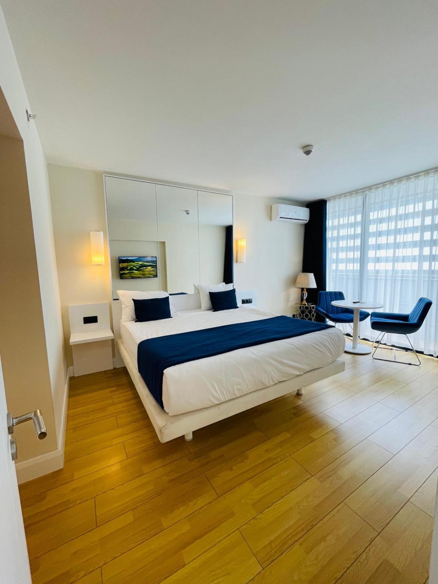 Luxury Batumi Hotel Luaran gambar