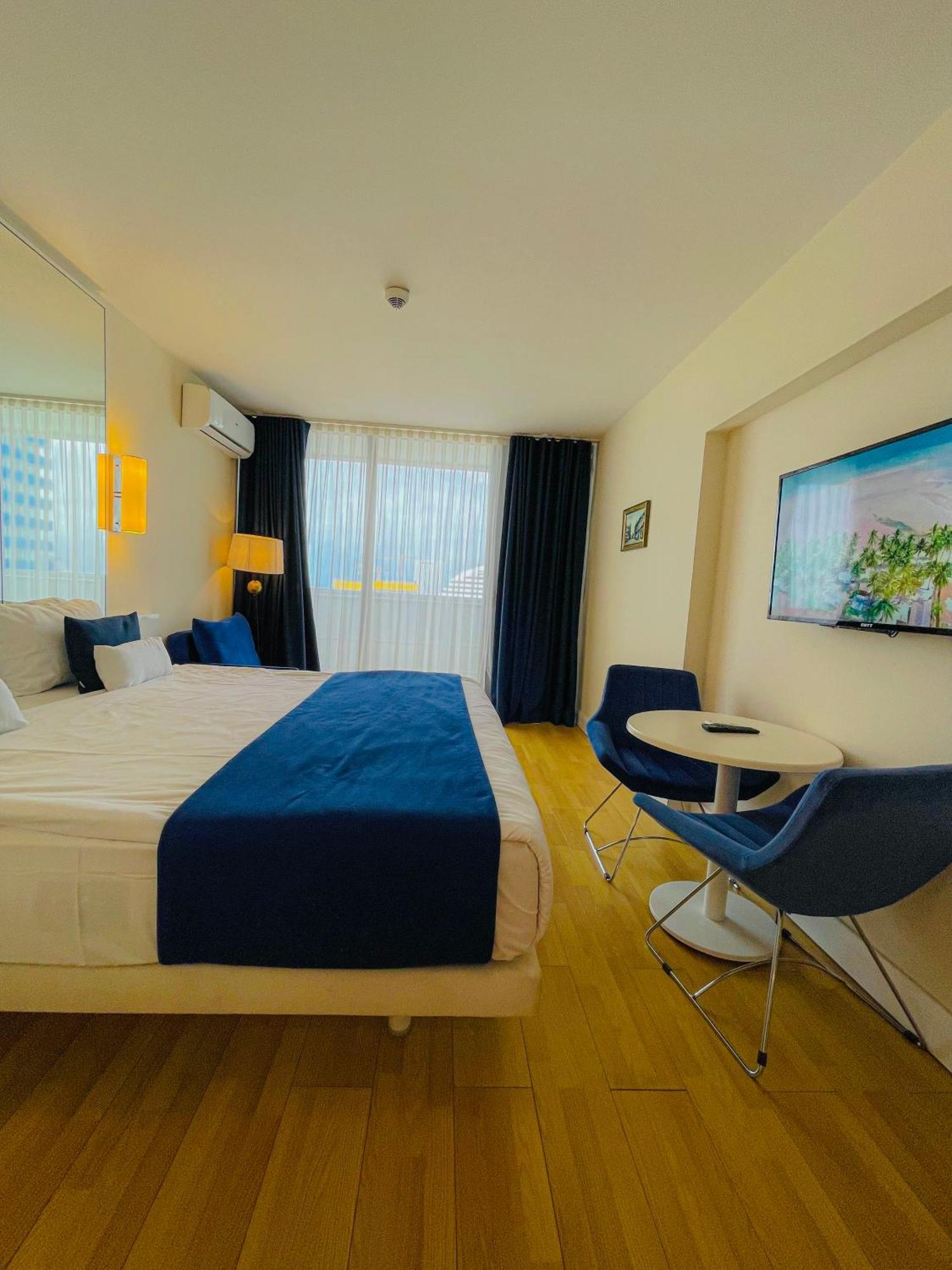 Luxury Batumi Hotel Luaran gambar