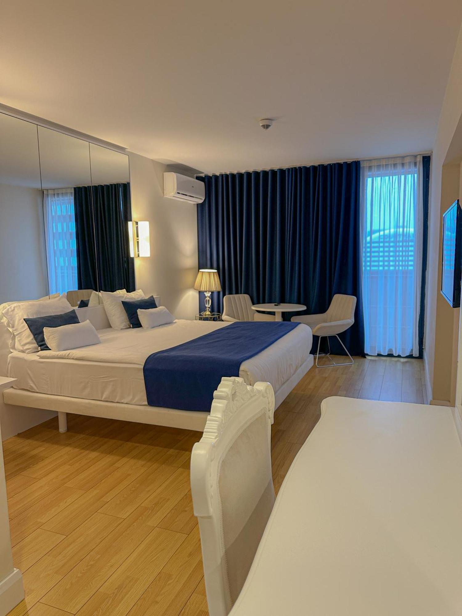 Luxury Batumi Hotel Luaran gambar