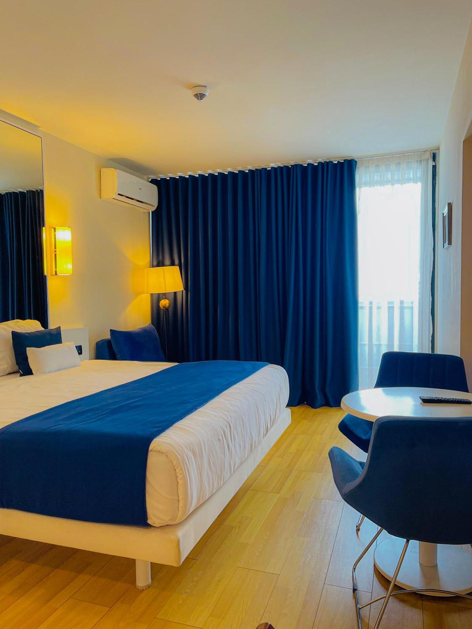 Luxury Batumi Hotel Luaran gambar